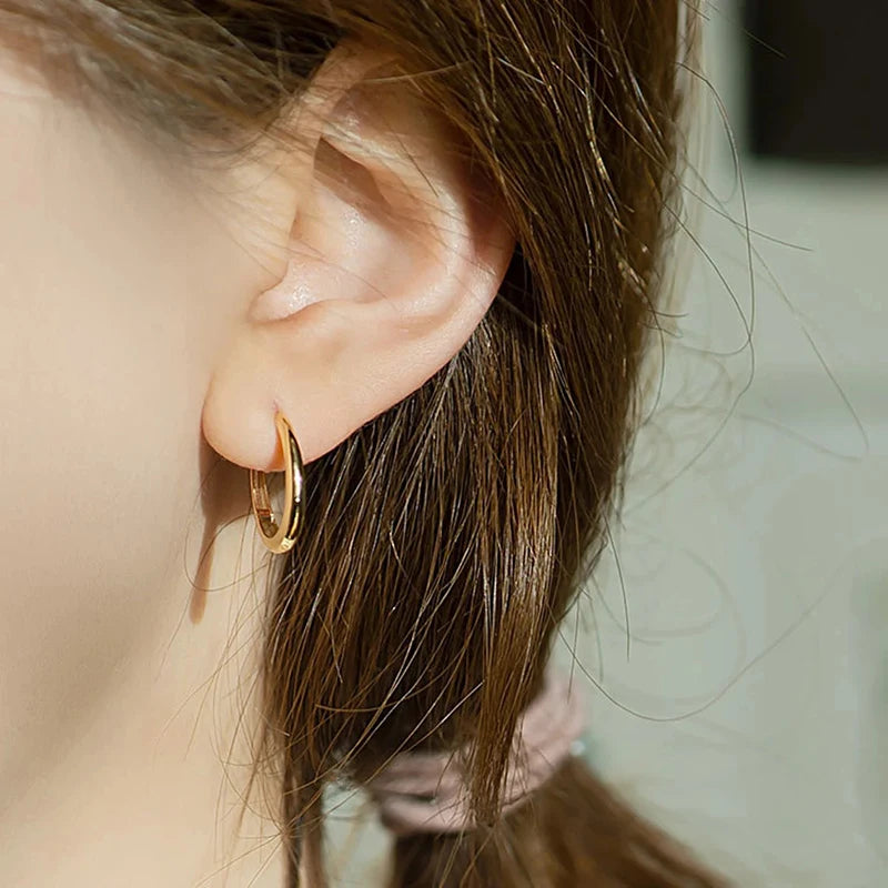 Pendientes de Aro Dorados para Mujer – Estilo Fashion Versátil para Fiesta y Diario