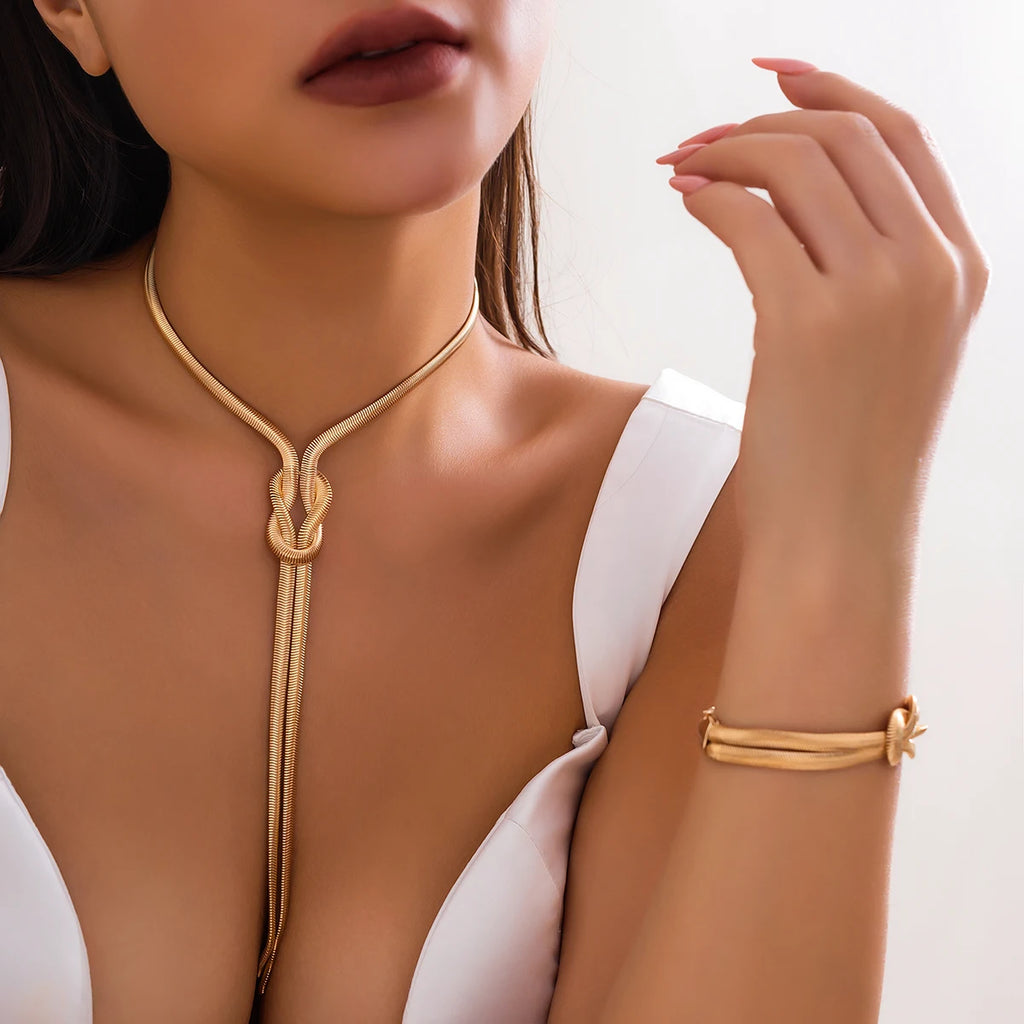 Set Collar y Pulsera Snake Chain 2PCS para Mujer – Joyería Sexy Y2K Vintage Elegante y Moderna