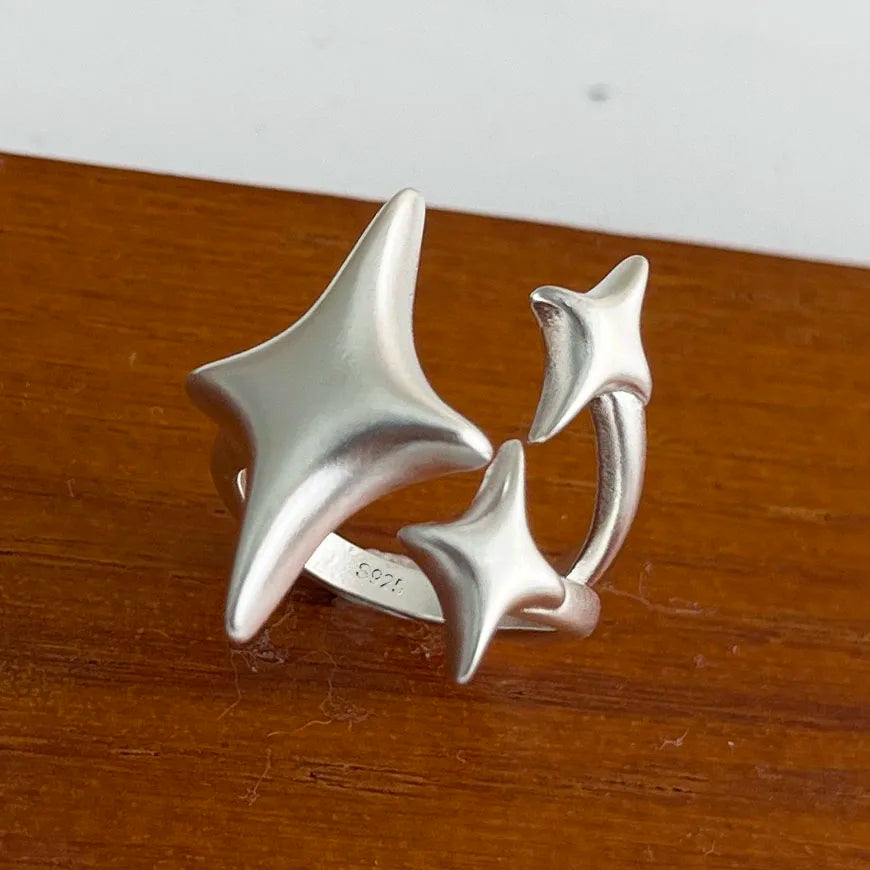 Anillo de Plata 925 Ajustable para Mujer – Diseño Geométrico de Lujo y Brillo