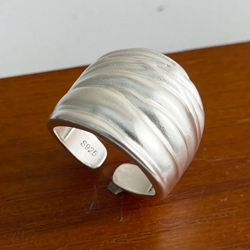 Anillo de Plata 925 Ajustable para Mujer – Diseño Geométrico de Lujo y Brillo