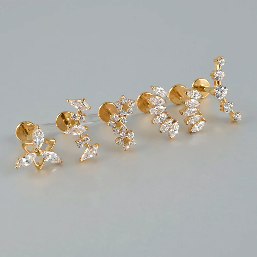 Piercing Minimalista de Titanio G23 – Arete Floral Elegante para Oreja