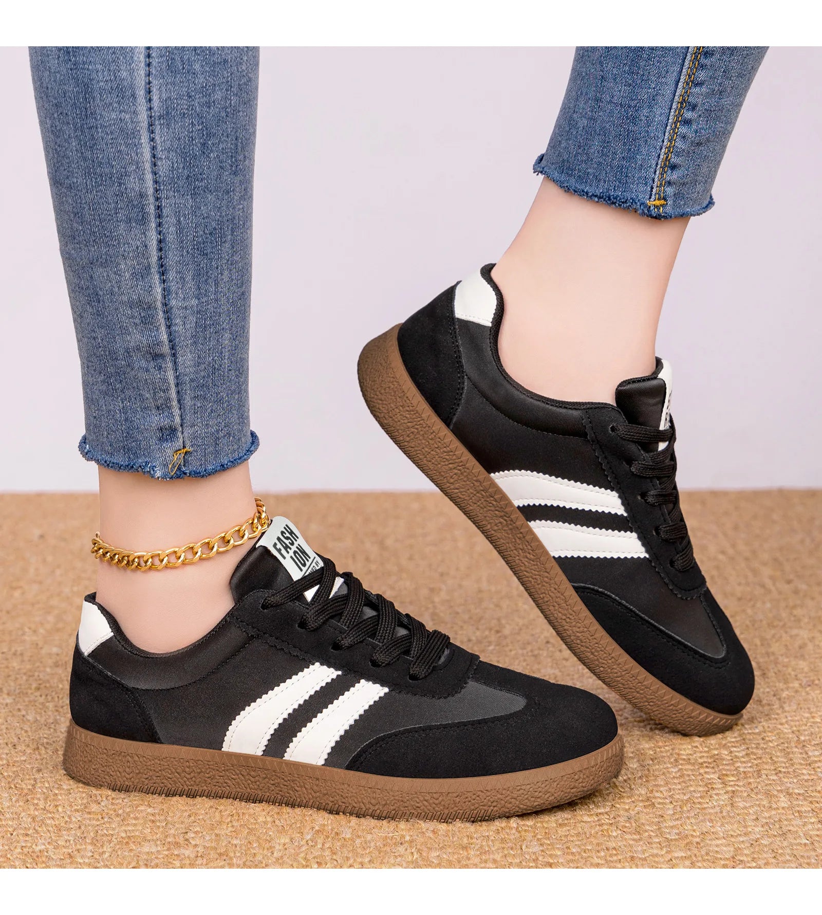 Tenis Mujer Deportivos con Cordones Transpirables y Diseño a Rayas
